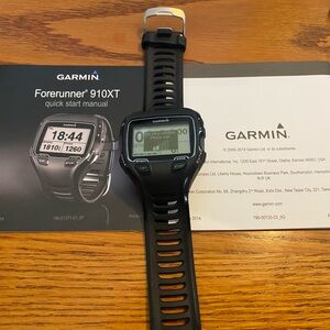 Garmin Forerunner 910XT Black GPS Smartwatch